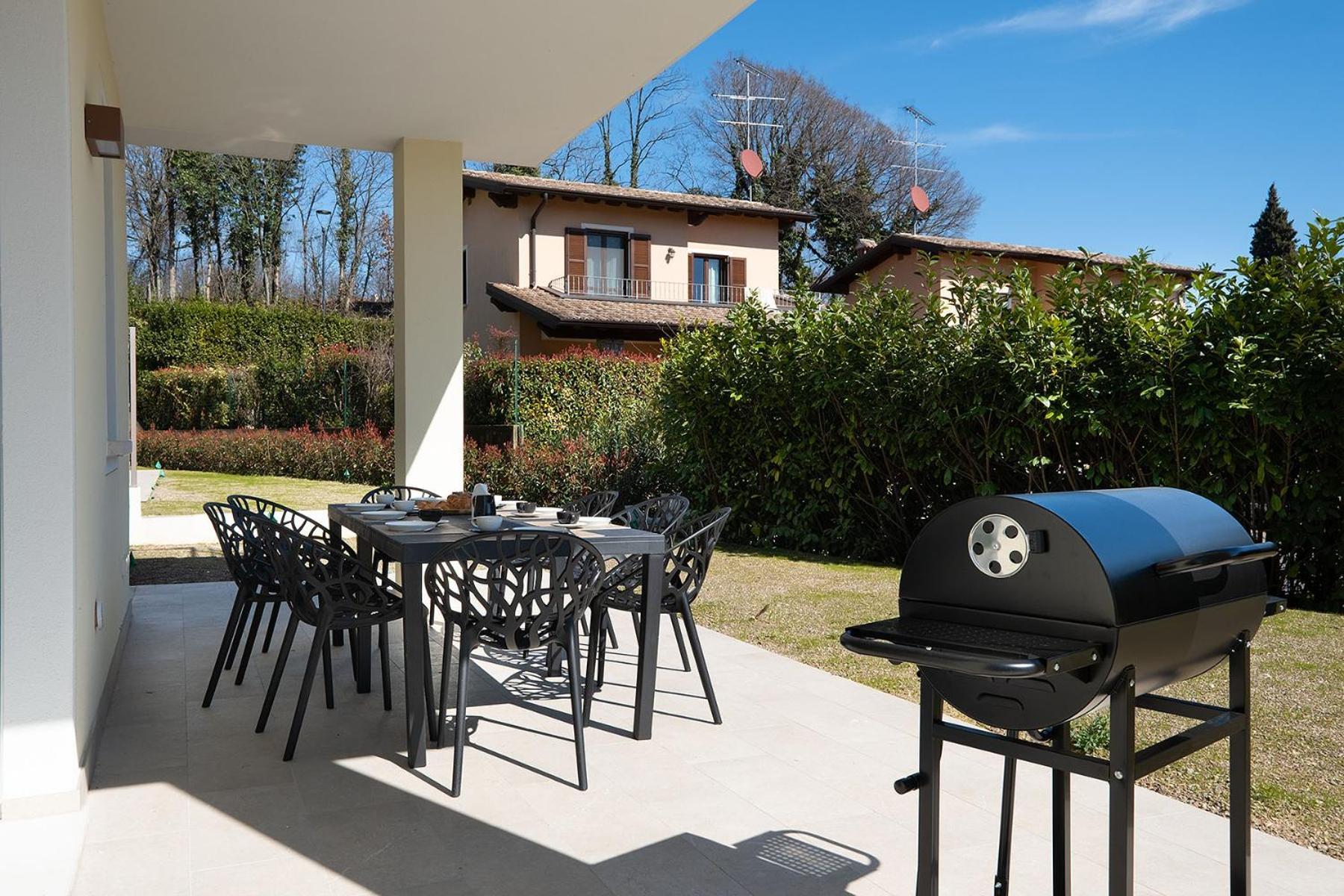 Luxury Villas Gardenia With Private Pool Padenghe sul Garda Eksteriør bilde