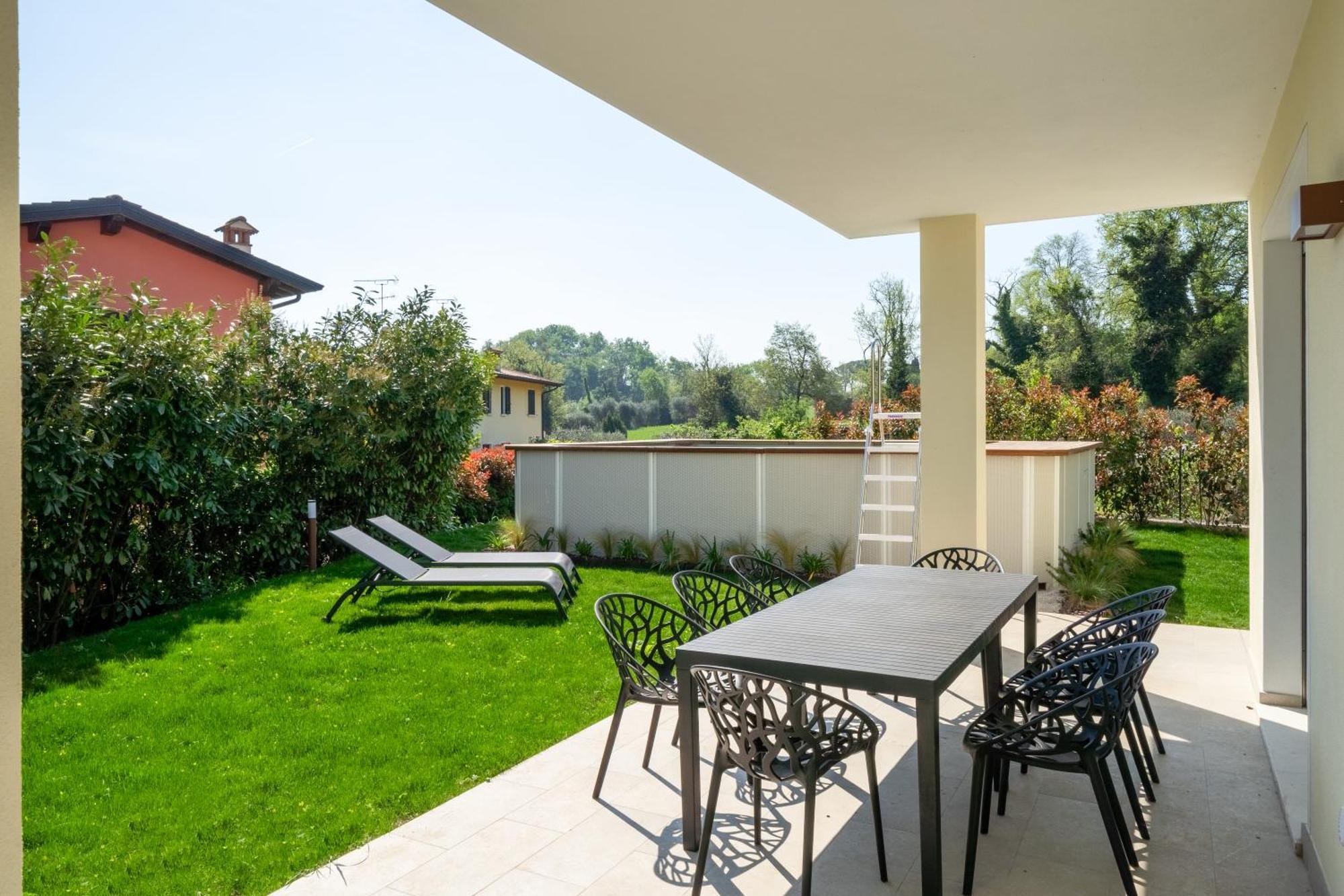 Luxury Villas Gardenia With Private Pool Padenghe sul Garda Eksteriør bilde