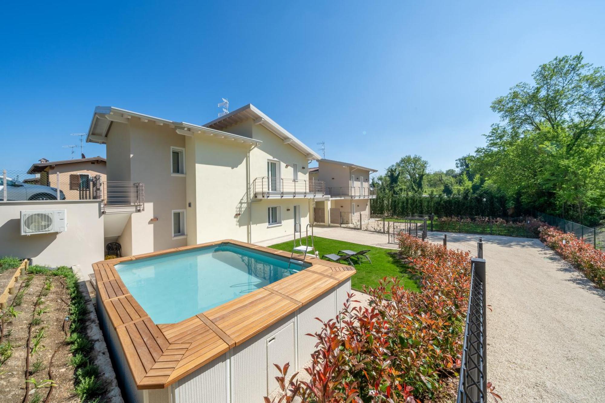 Luxury Villas Gardenia With Private Pool Padenghe sul Garda Eksteriør bilde
