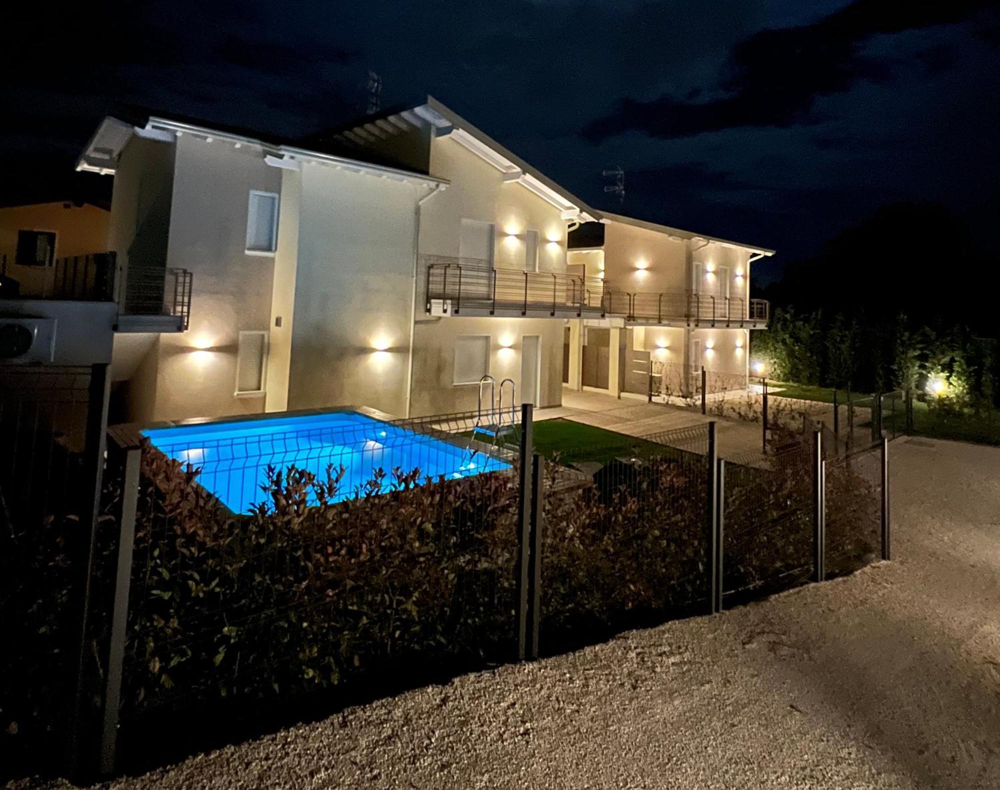 Luxury Villas Gardenia With Private Pool Padenghe sul Garda Eksteriør bilde